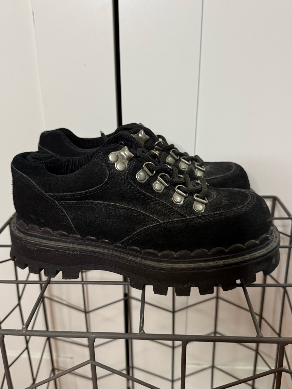 Vintage Chunky Lug-Sole Suede Leather Shoes